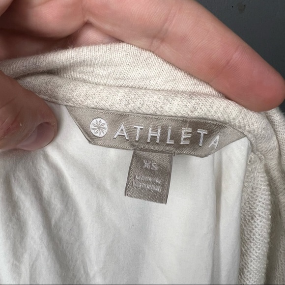 Athleta Heather Cream and White Roamer Zip Back Layered Sweatshirt XS - Picture 10 of 11